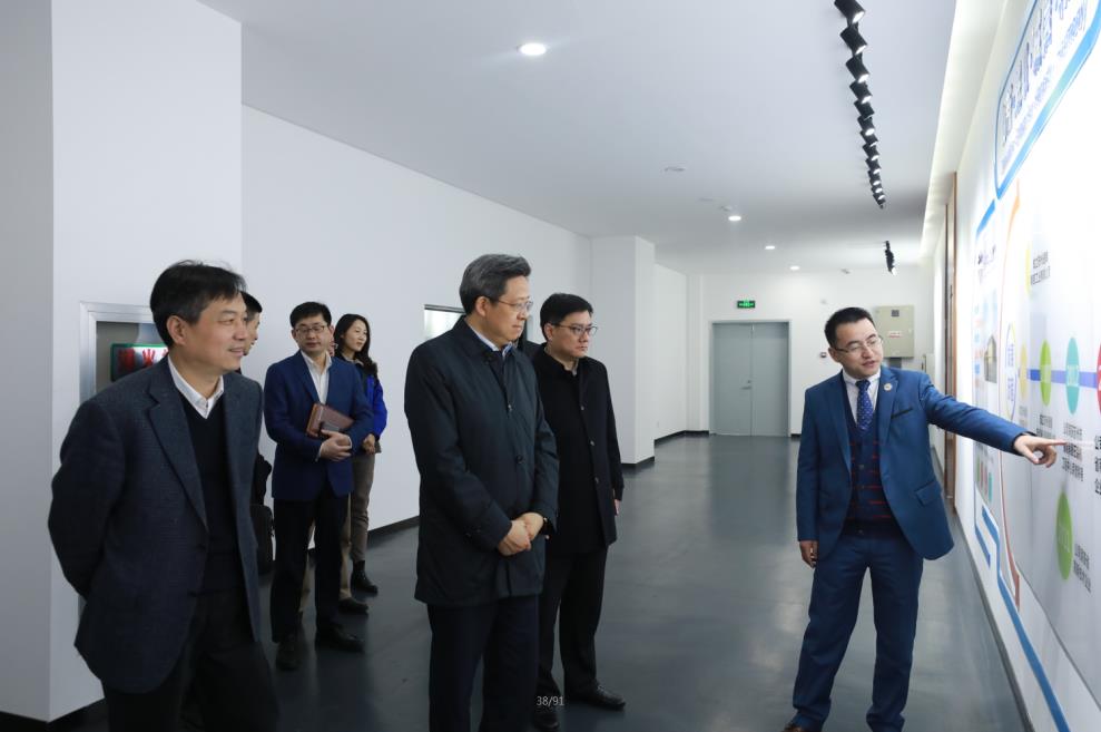 蘇州高新區黨工委書記、區長吳新明書記、王牟、黃鋒主任一行調研通錦